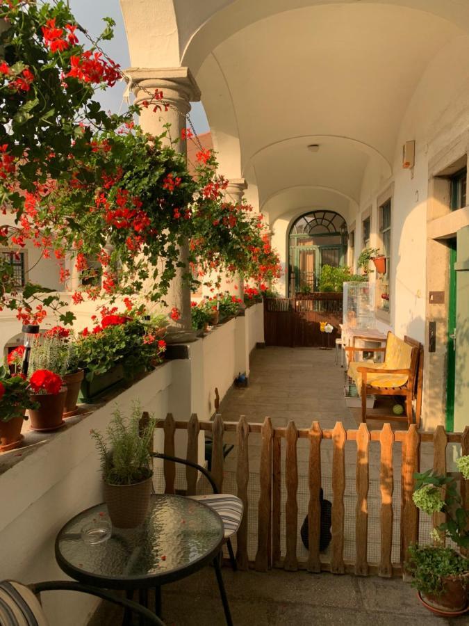 Foter Apartman Еґер Екстер'єр фото